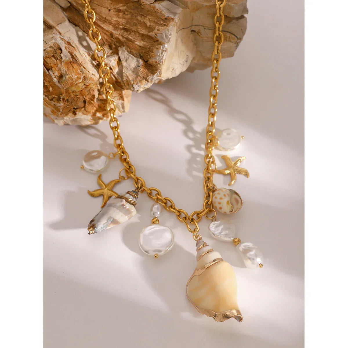Sofias Guldbelagte Perle- og Søstjernevedhæng Halskæde