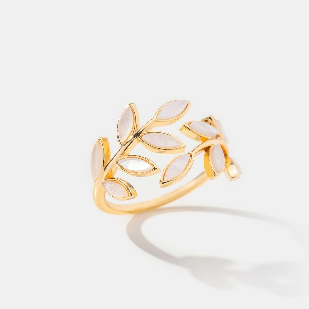 Serene Guldblad Ring