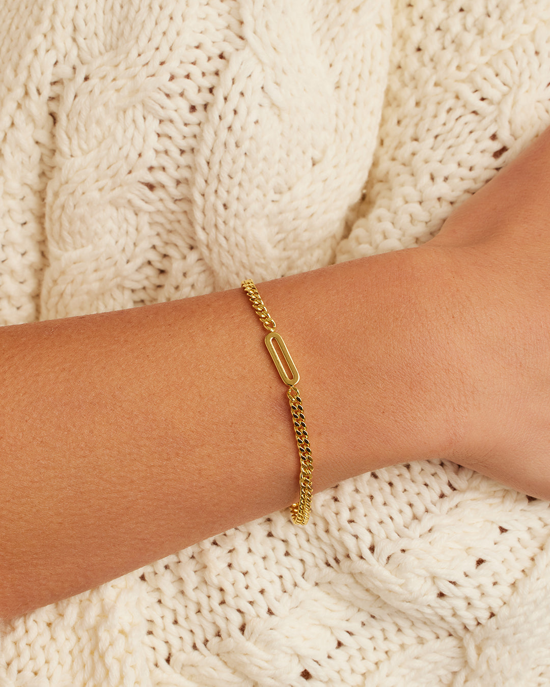 Luna Alfabet Charm-armbånd