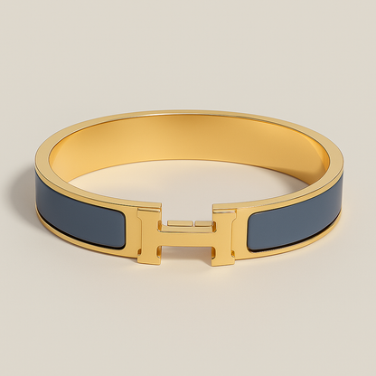 HELENE Elegant “H” Armbånd