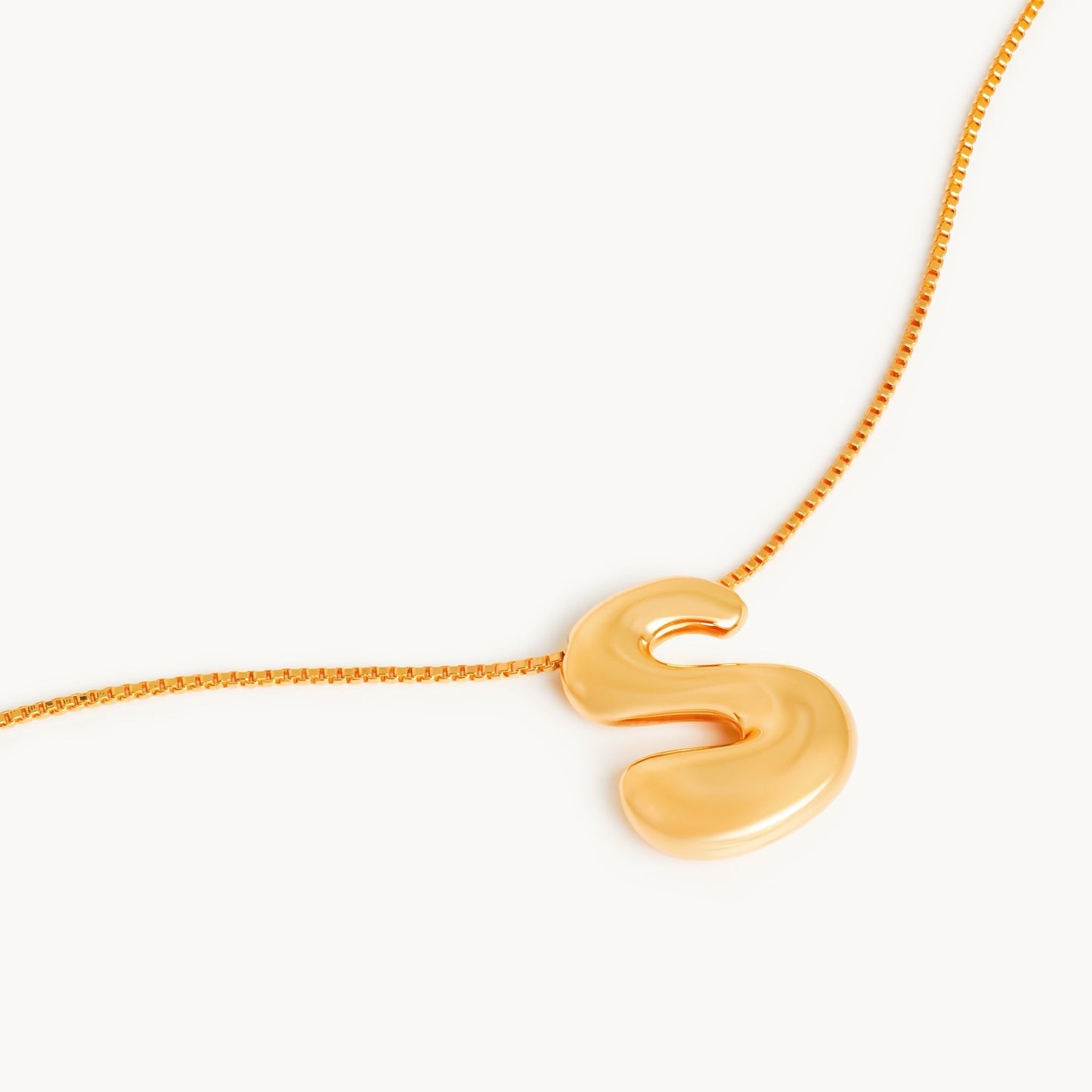 Boblende Bogstav Halskæde