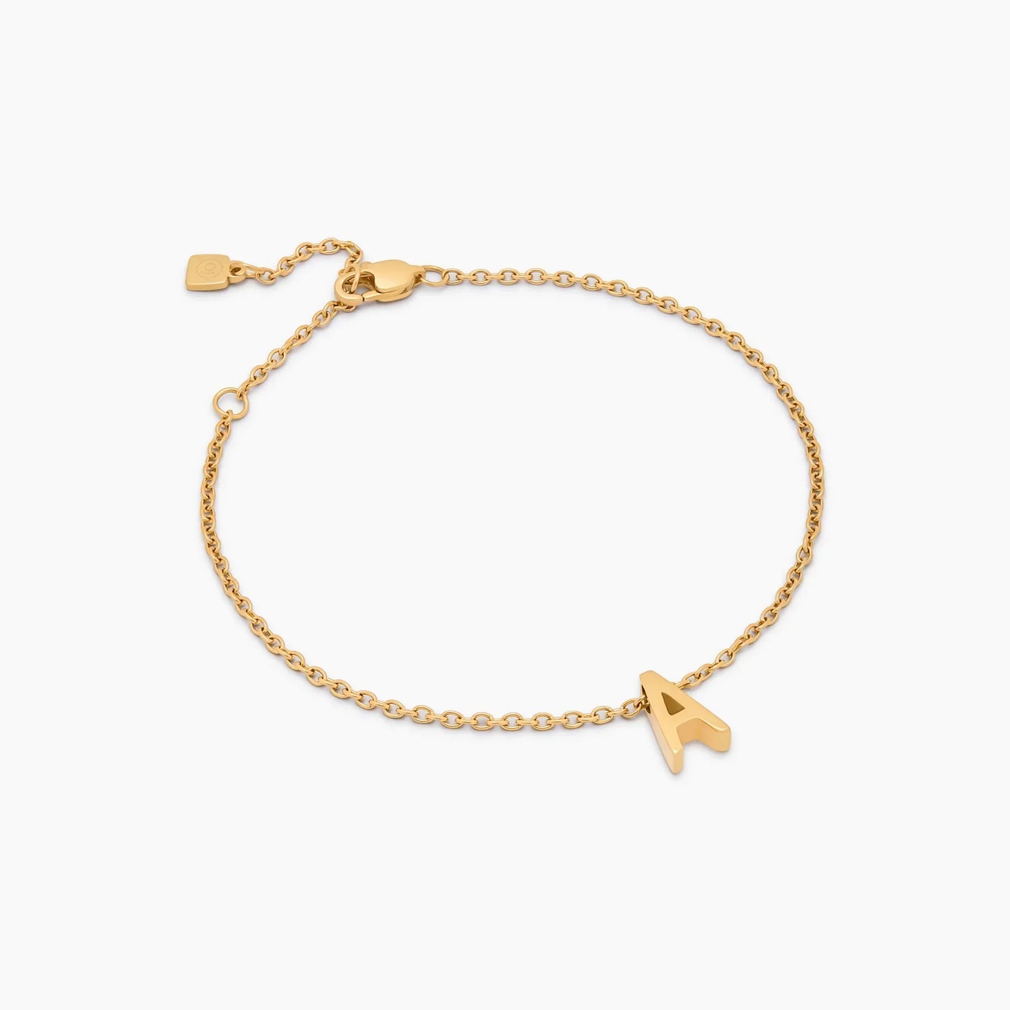 Fin Initial Charm-armbånd