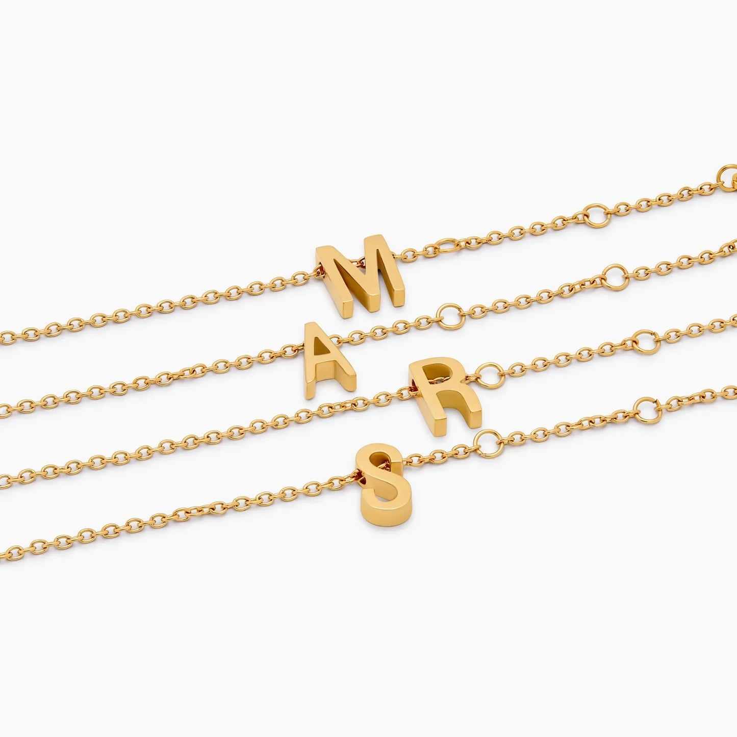 Fin Initial Charm-armbånd