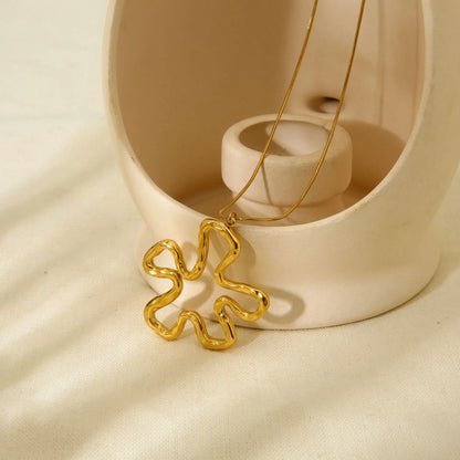 Ellia Elegant Blomsterhalskæde