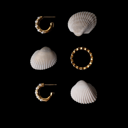 Mini Perle Huggie Øreringe