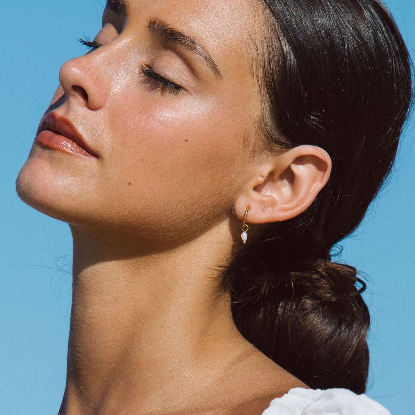 Perle Huggie Hoop Øreringe