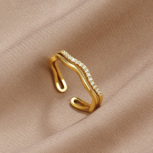 Lagdelt Guld- og Krystalring