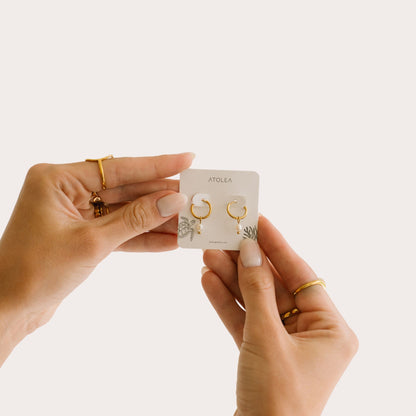 Perle Huggie Hoop Øreringe