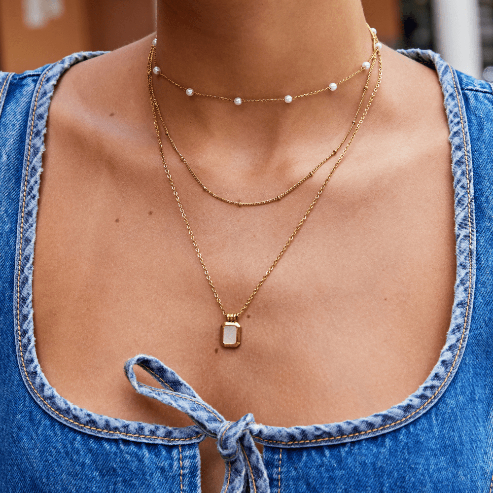 Valerie Lagdelt Hvidt Vedhængshalskæde